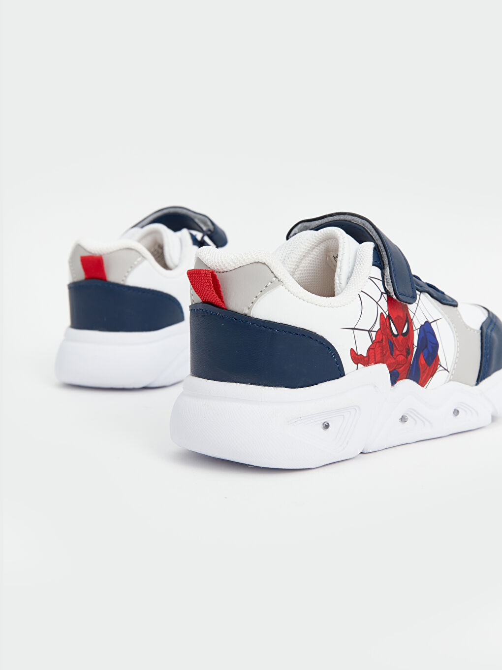 Beyaz Spiderman Baskılı Taban Işıklı Erkek Çocuk Spor Ayakkabı-5