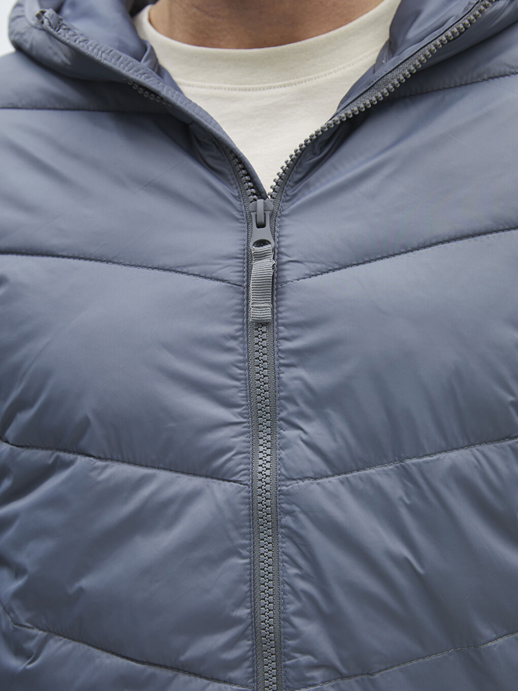 Slim Fit Hooded Men's Puffer Coat-3
