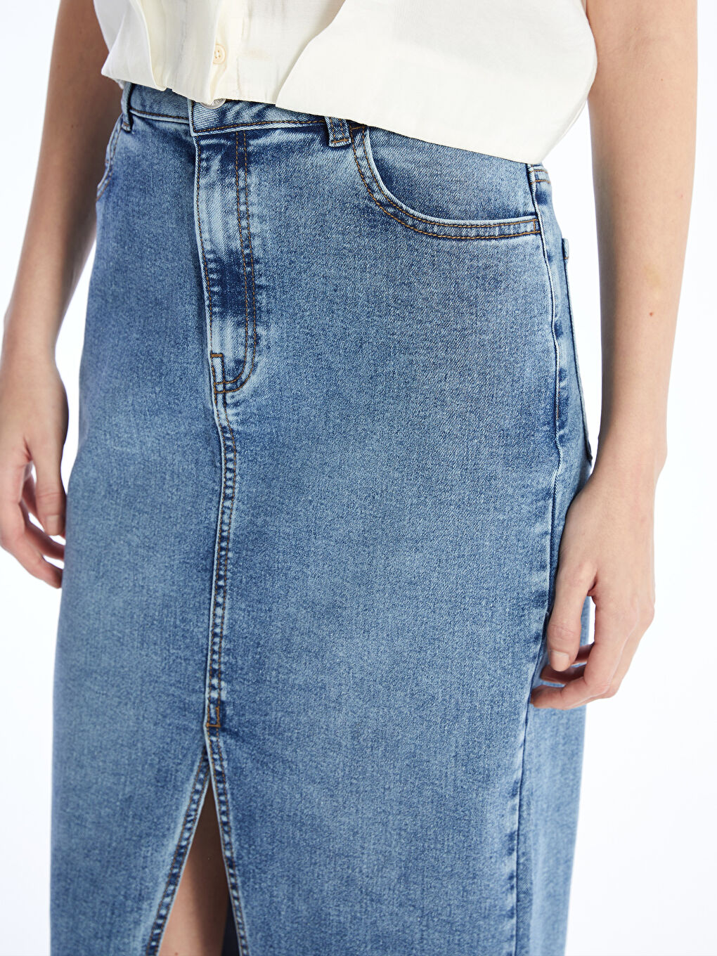 LCWAIKIKI Classic Дънкова пола за жени Slim Fit -S48115Z8-563
