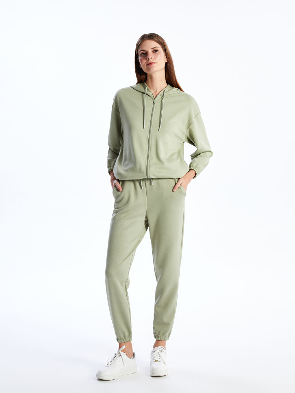 LCWAIKIKI Basic Γυναικεία Παντελόνια Φούτερ Joggers με Ελαστική Μέση και Απλό Σχέδιο -S48239Z8-GHY