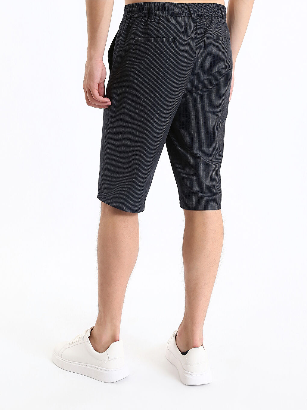 Standard Fit Striped Men's Shorts-8