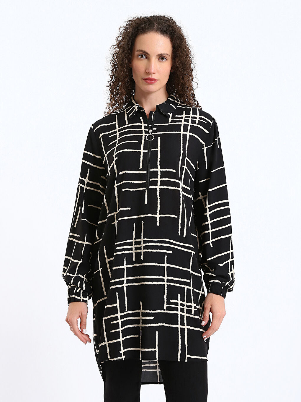 تونيك نسائي بياقة بلي كول وكم طويل منقوش-1