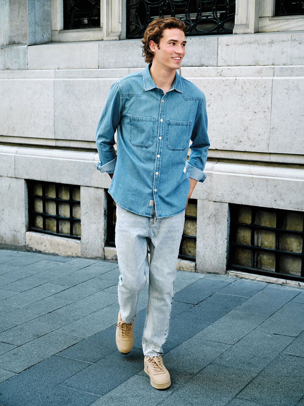 Relaxed Fit Long Sleeve Men's Denim Shirt-1