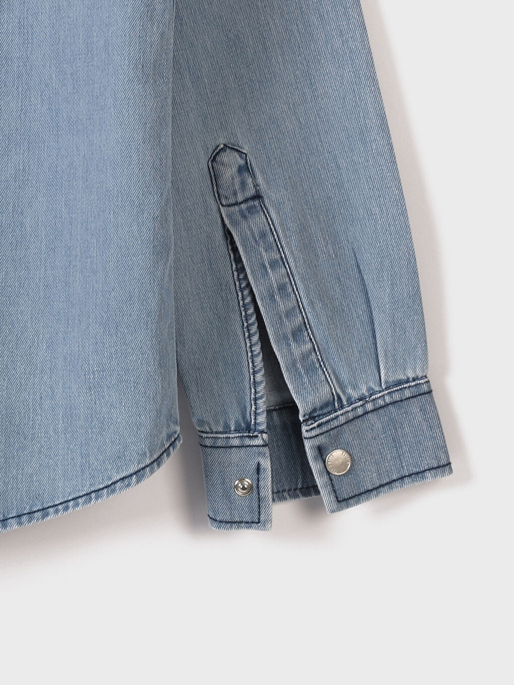 Relaxed Fit Long Sleeve Men's Denim Shirt-3