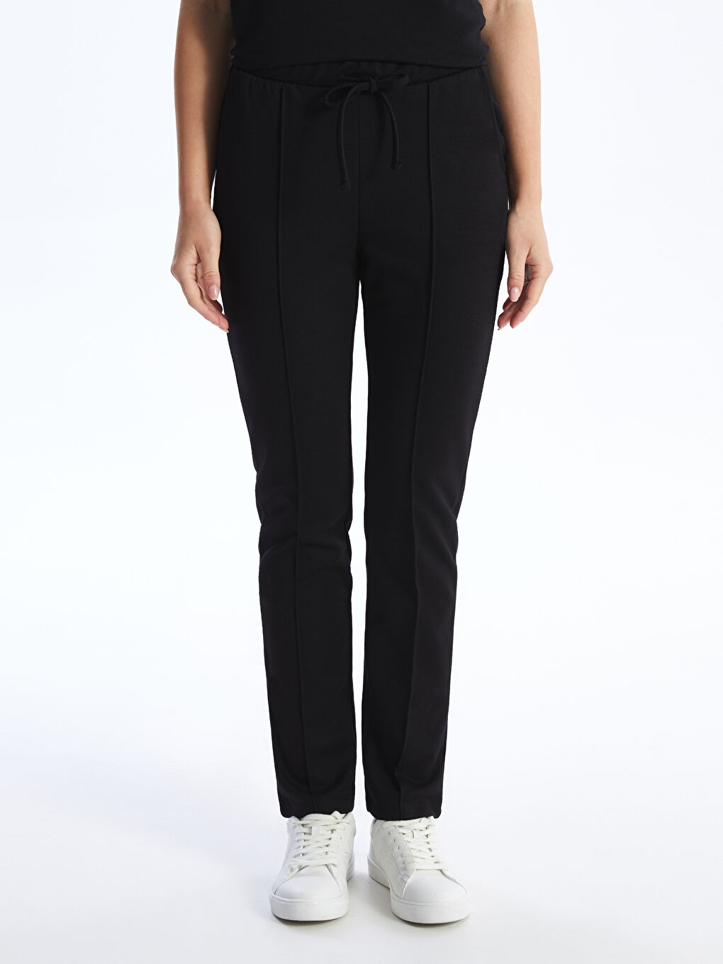 LCWAIKIKI Basic Women's Elasticated Waist Plain Sweatpants -S48477Z8-CVL