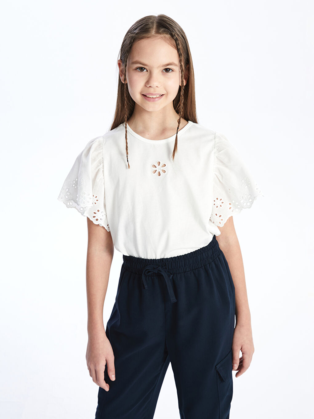 Ekru Bisiklet Yaka Fisto Detaylı Kısa Kollu Kız Çocuk Tişört-2