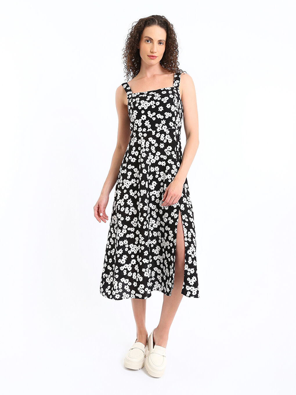 Ženska haljina sa kvadratnom kragnom i uzorkom-2