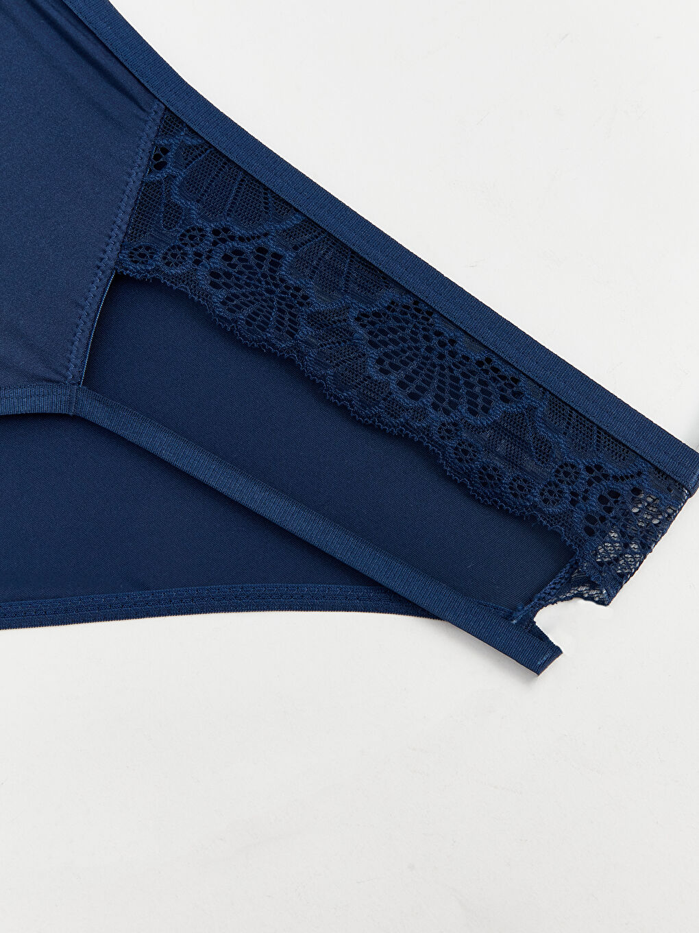 Lace Detailed Fancy Bikini Knickers-2