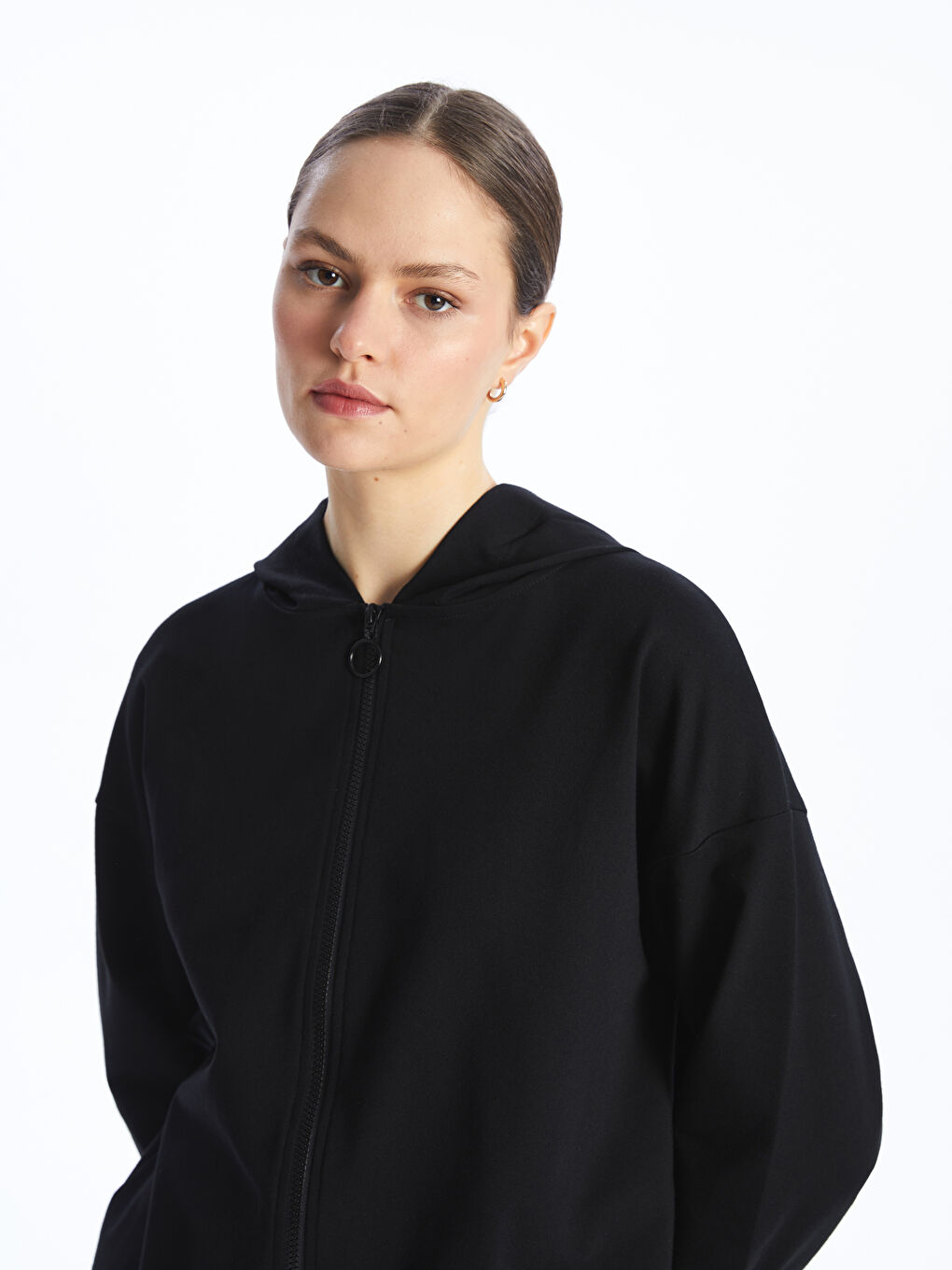 LCW Modest Yeni Siyah Kapüşonlu Düz Uzun Kollu Kadın Fermuarlı Sweatshirt - 2