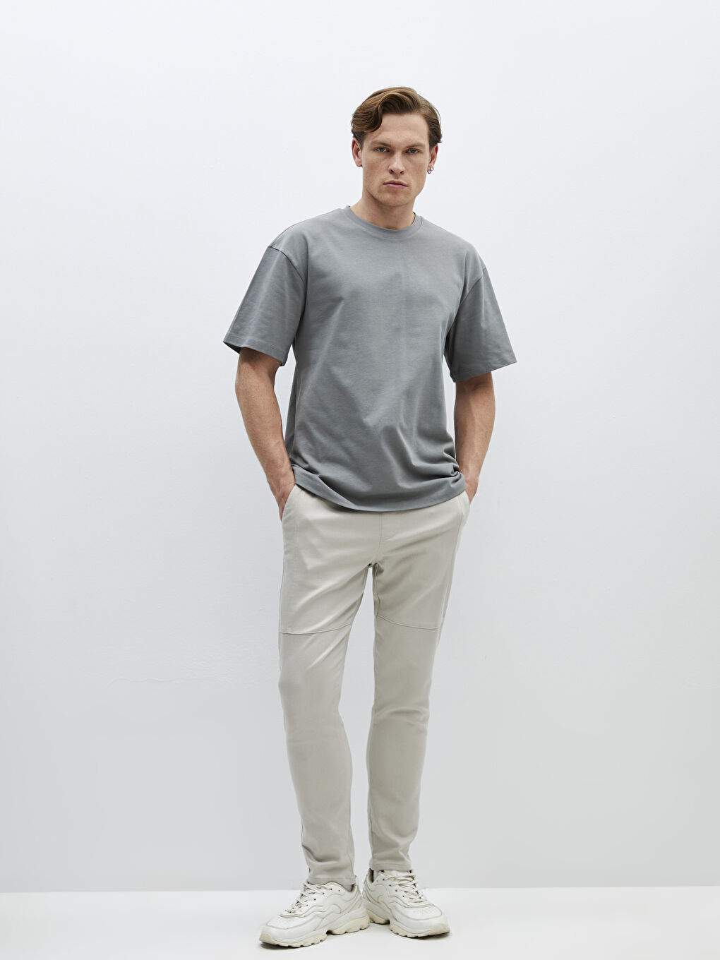 Мужские брюки слим фит