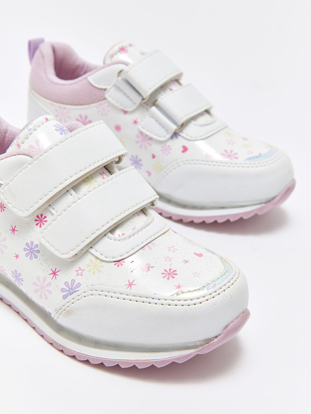 Beyaz Tabanı Işıklı Kız Çocuk Spor Ayakkabı-3