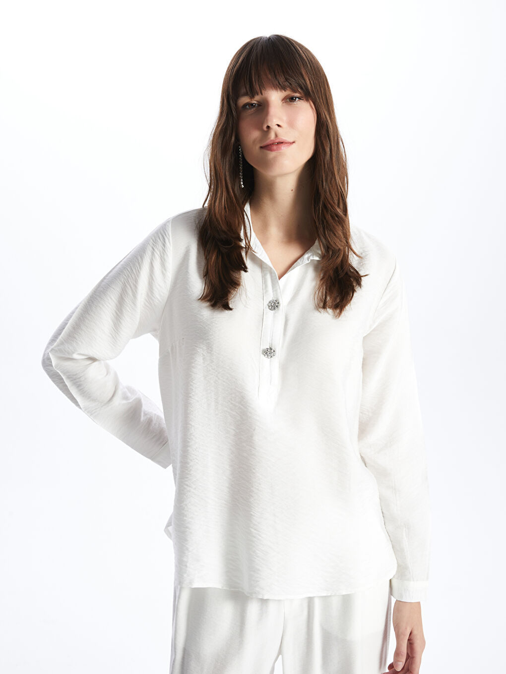 LCWAIKIKI Classic Bluza sa kragnom, jednostavna, dugi rukav, za žene -S49622Z8-EEW