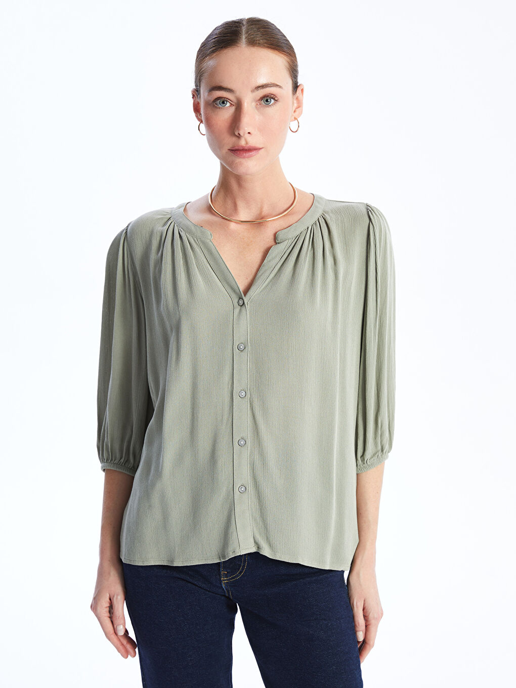 LCWAIKIKI Classic Kaçık Yaka Düz Oversize Kadın Bluz -S49651Z8-RMF