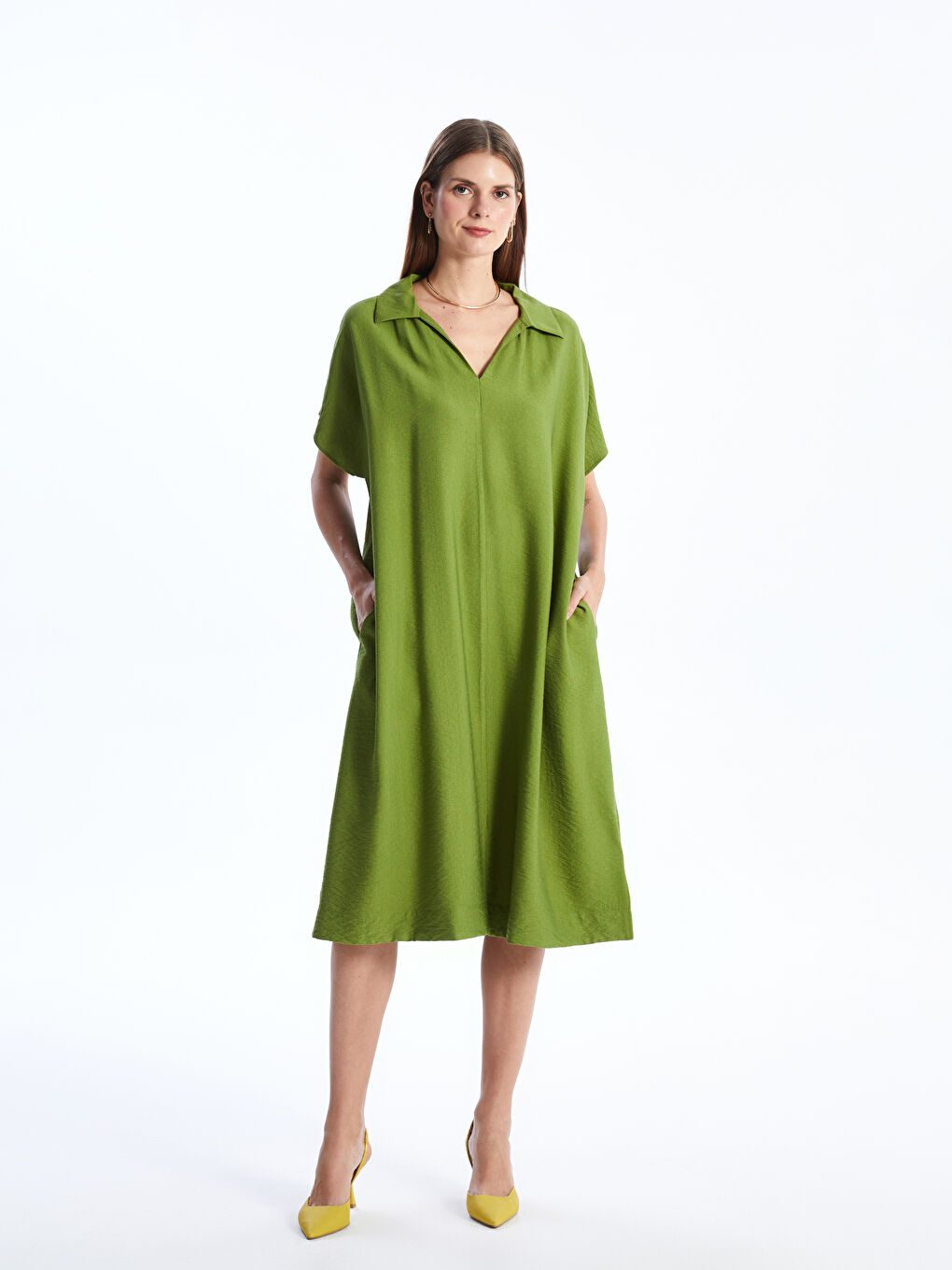 Robe Oversize pour Femmes à Col de Chemise Uni et Manches Courtes