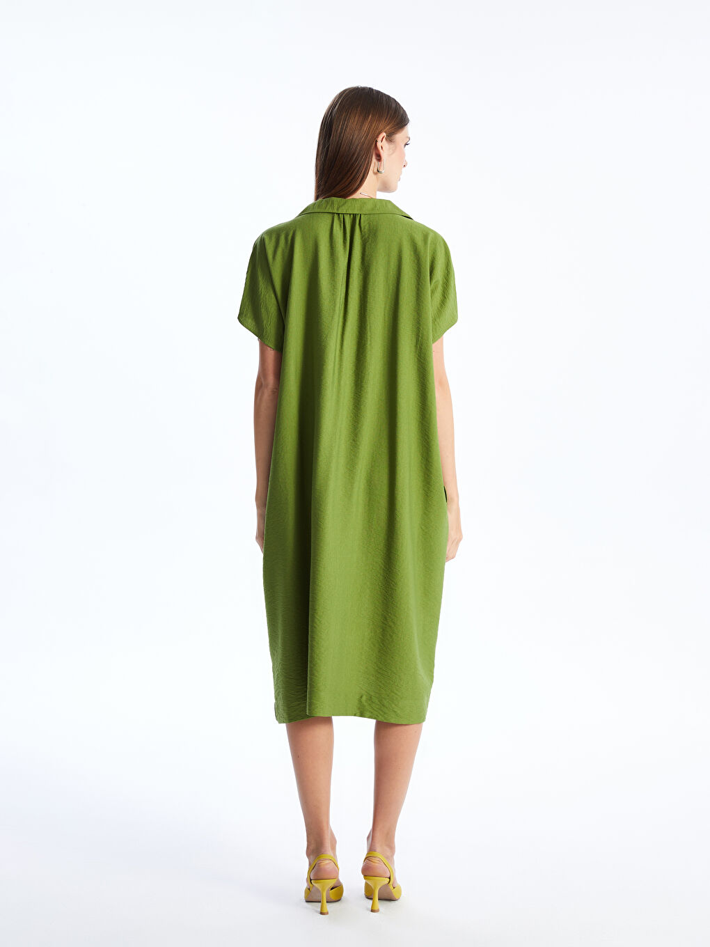 Robe Oversize pour Femmes à Col de Chemise Uni et Manches Courtes-3