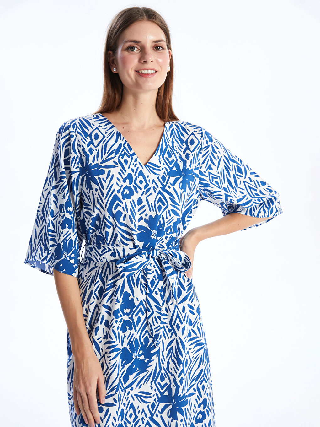 LCWAIKIKI Classic V-Neck Patterned Women's Dress -S49662Z8-LSJ