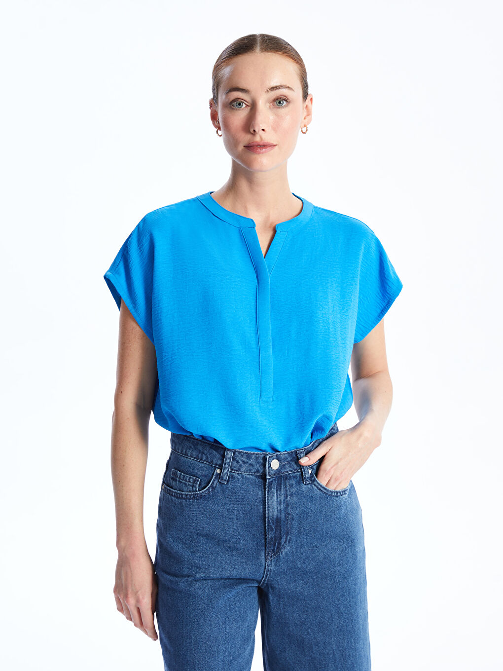 LCWAIKIKI Classic Notch Neck Plain Short Sleeve Women's Blouse -S4AB60Z8-VYF