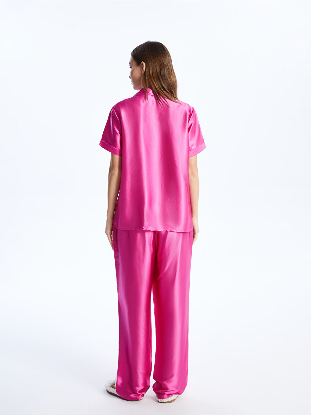 Әйелдерге арналған жағалы мойын өрнексіз қысқа жең сатин пижама жинағы-4