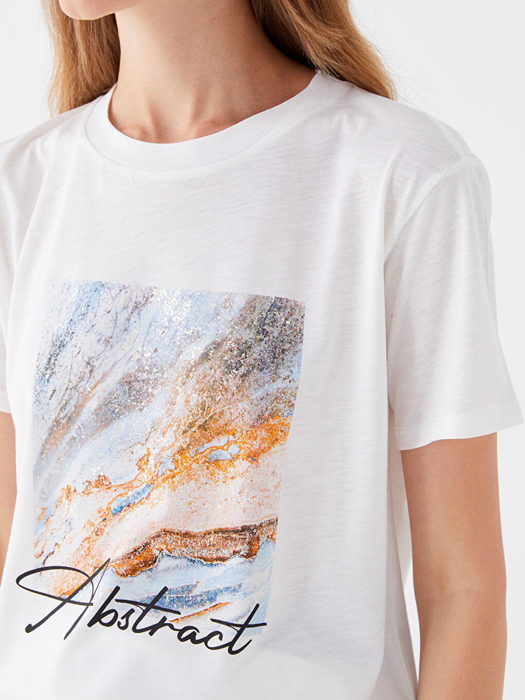 Ekru Bisiklet Yaka Baskılı Kısa Kollu Kadın Tişört-3