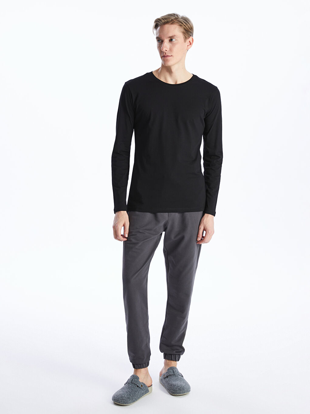 მრგვალი საყელო გრძელმკლავიანი მამაკაცის ჟილეტი-1