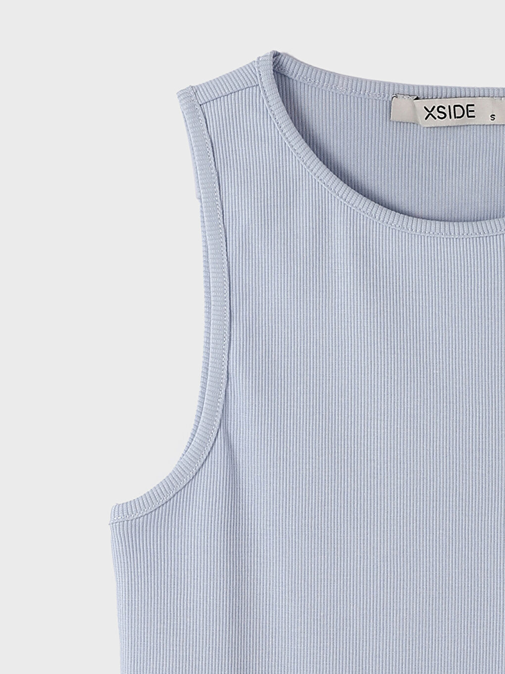 تي شيرت محصول برقبة دائرية سادة للسيدات-3