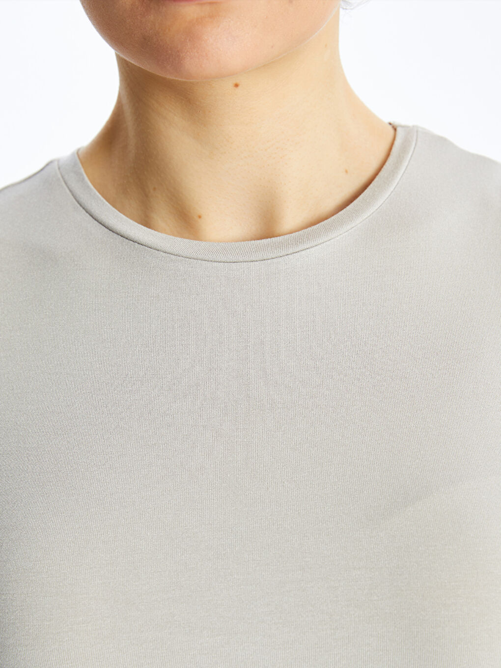 Gri Kadın Bisiklet Yaka Düz Atlet-3