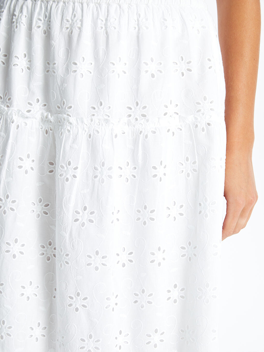 جيبة مطرزة كلوش بوسط مطاطي للسيدات-1