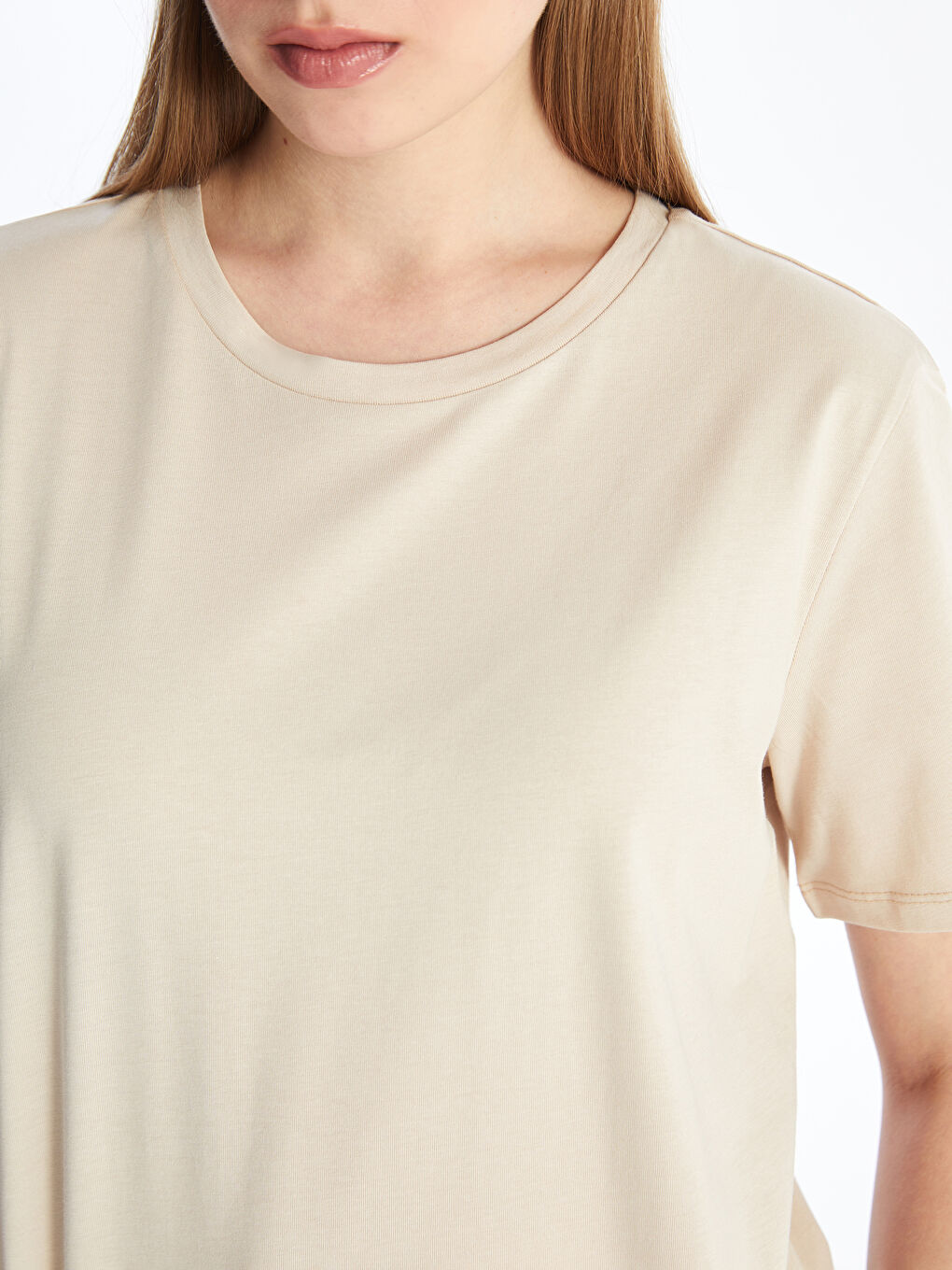 Bej Bisiklet Yaka Düz Kısa Kollu Kadın Tişört-3