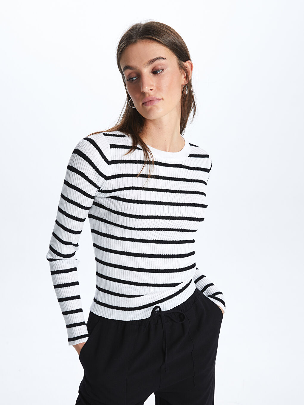 LC Waikiki Crew Neck Striped Long Sleeve Women's Knitwear Sweater -S4AN52Z8-R9J