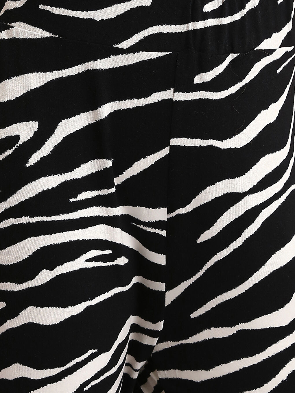 Elasticated Waist Relaxed Fit Patterned Women's Trousers-10