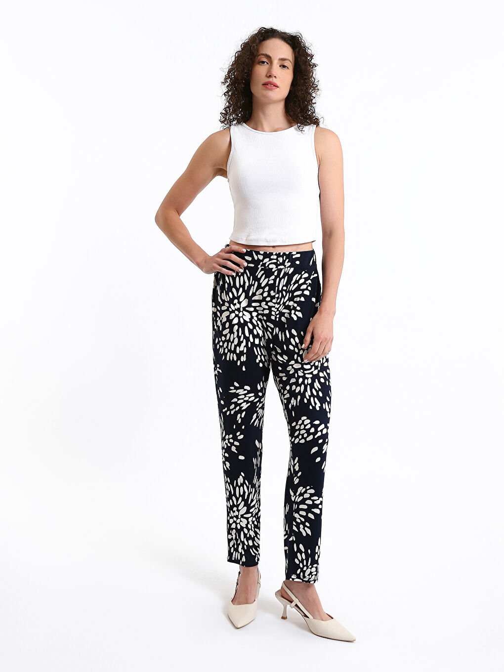 Elasticated Waist Relaxed Fit Patterned Women's Trousers-1