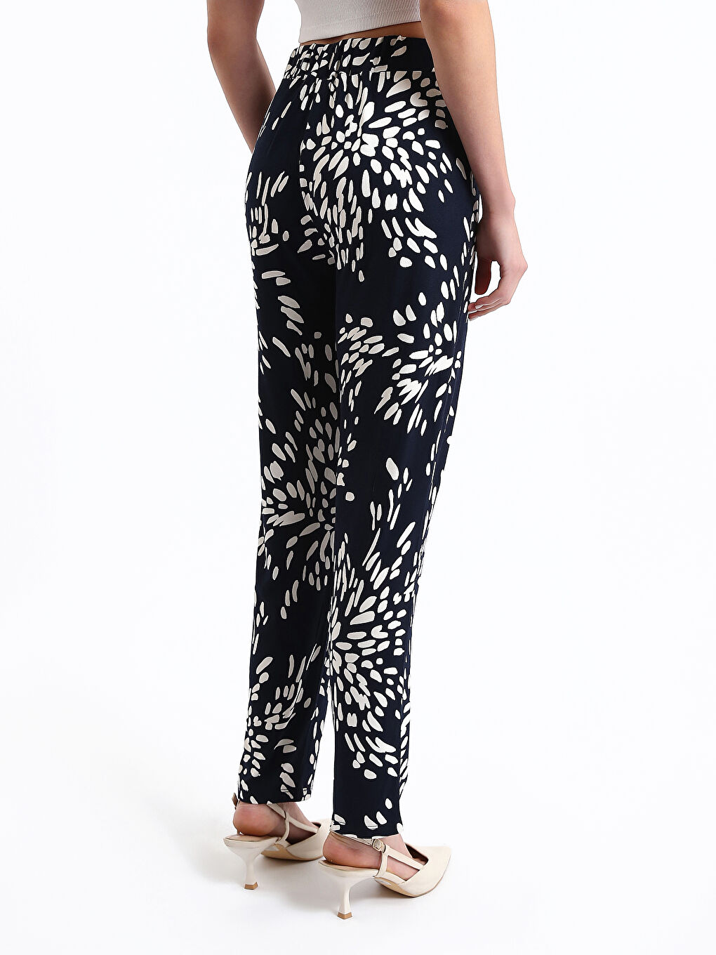 Elasticated Waist Relaxed Fit Patterned Women's Trousers-8