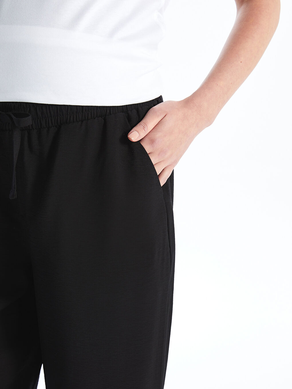 CRNA Pantalone Žena -S4AU42Z8-CVL