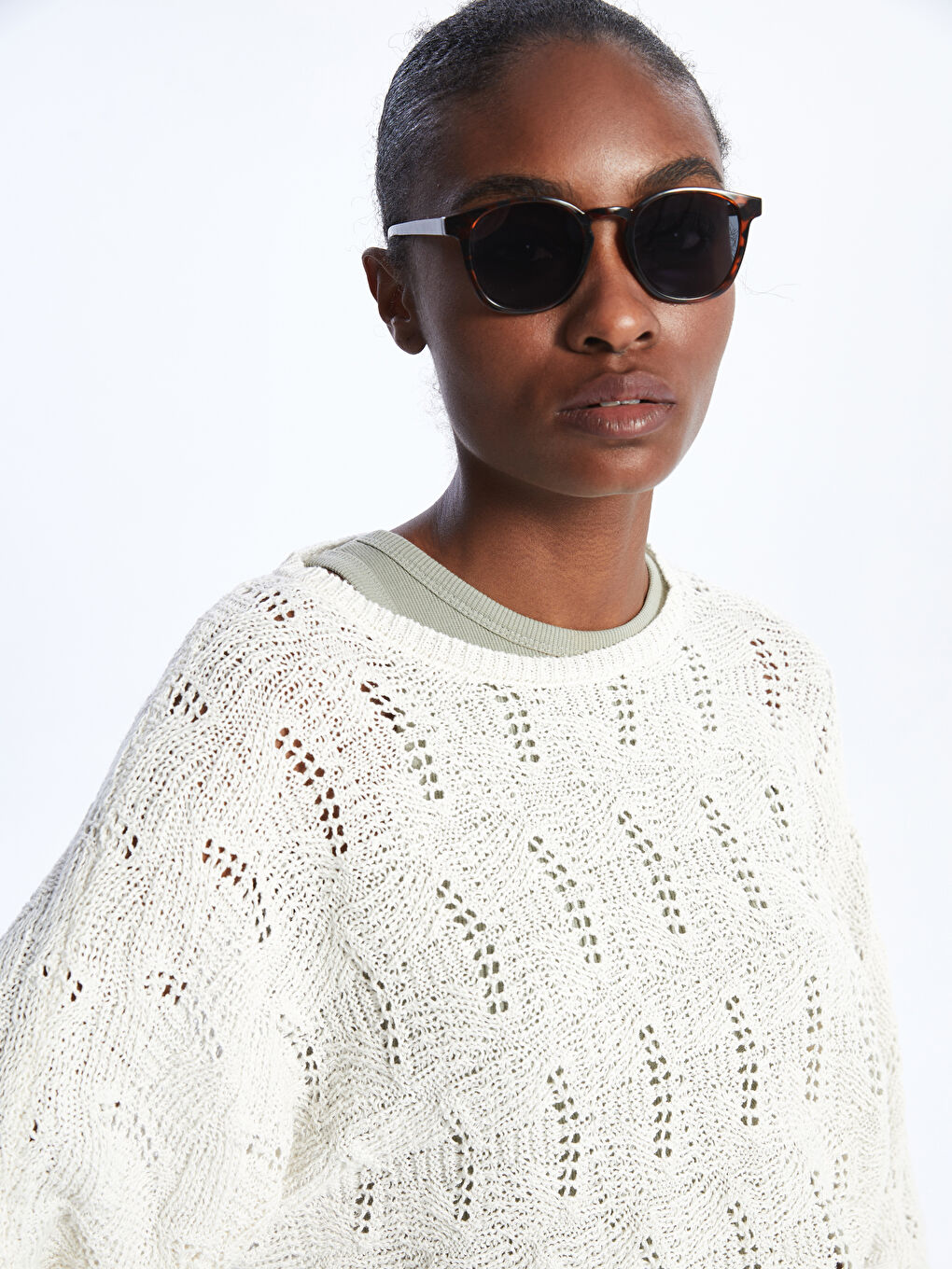 Crew Neck Hole-Knitted Long Sleeve Women's Knitwear Sweater-2