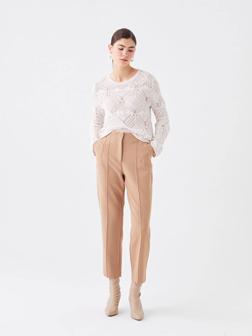 әйелдерге арналған ұзын жең дөңгелек жағалы тесік тоқыма трикотаж жемпір-3