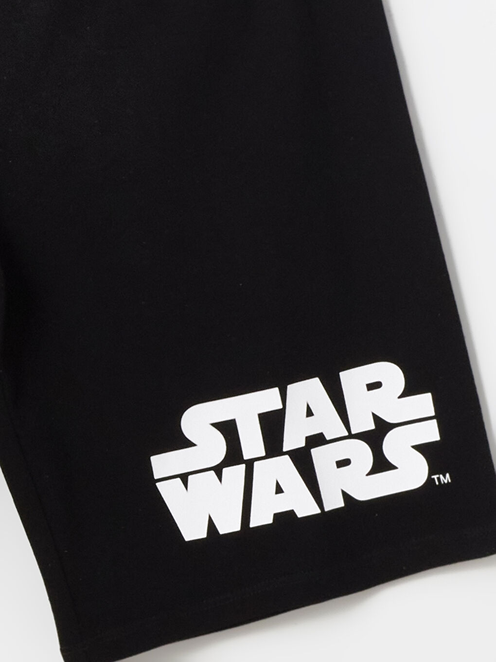 LCW Kids Beyaz Baskılı Bisiklet Yaka Star Wars Baskılı Kısa Kollu Erkek Çocuk Şortlu Pijama Takımı - 6