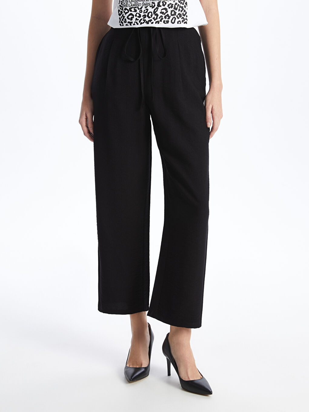 LCWAIKIKI Classic Elasticated Waist Plain Wide Leg Women's Trousers -S4BE85Z8-CVL