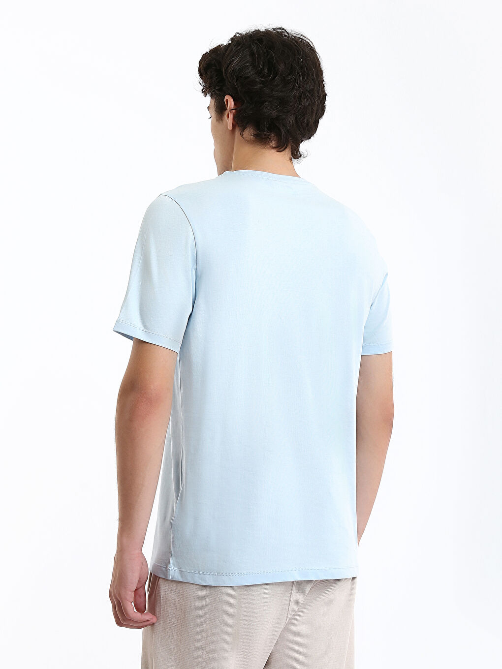 تیشێرتی پیاوان یەخە خڕ قۆڵ کورت چاپی کراو لە لۆکەی شانەکراو-8