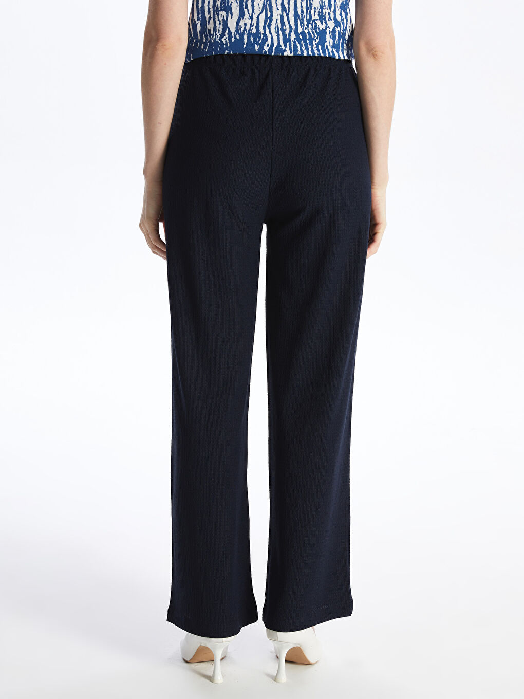 بنطلون واسع الساق سادة بخصر مرن للسيدات-4