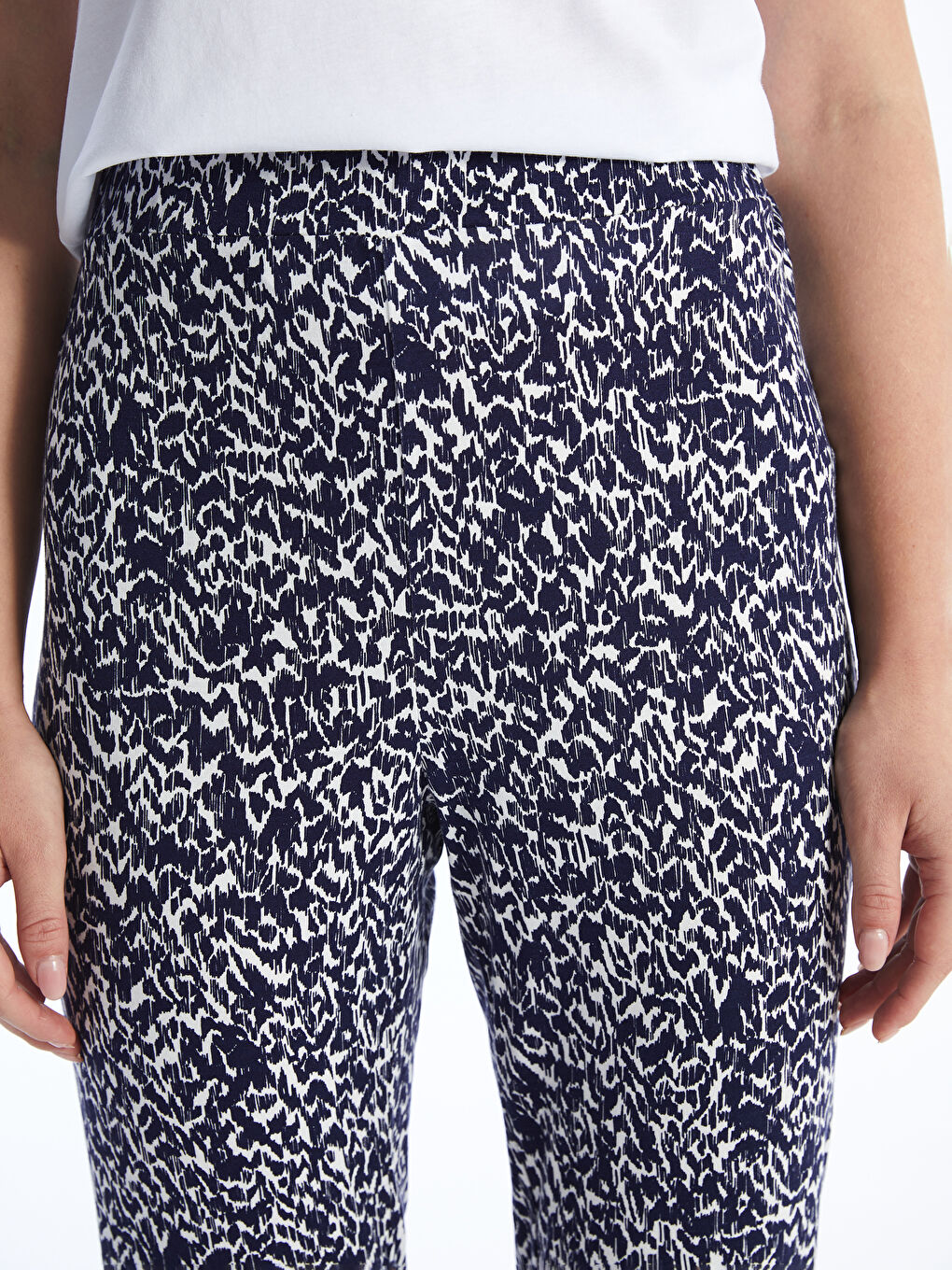 Elasticated Waist Patterned Women's Trousers-1