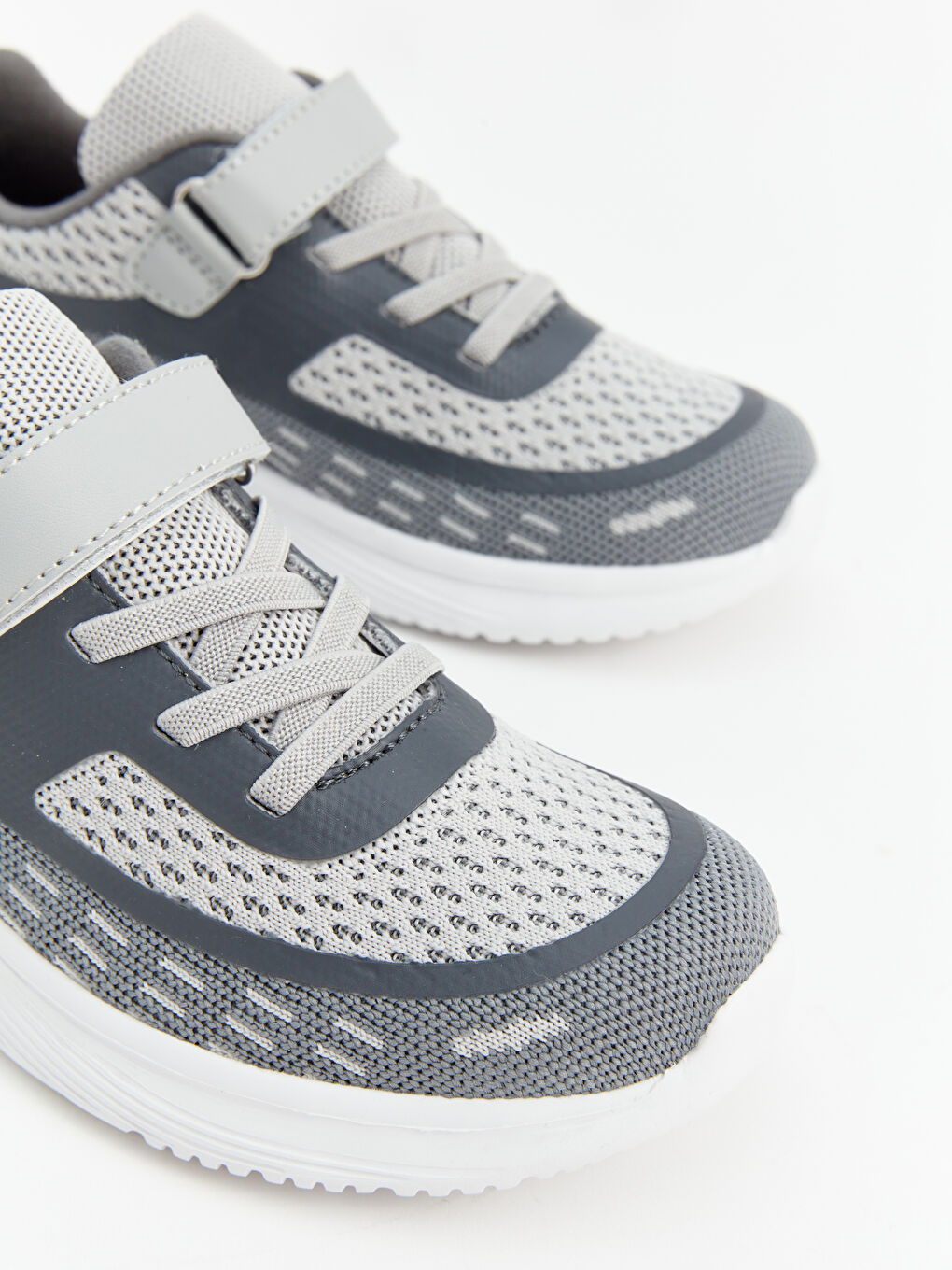 File Detailed Boys' Sneakers-2