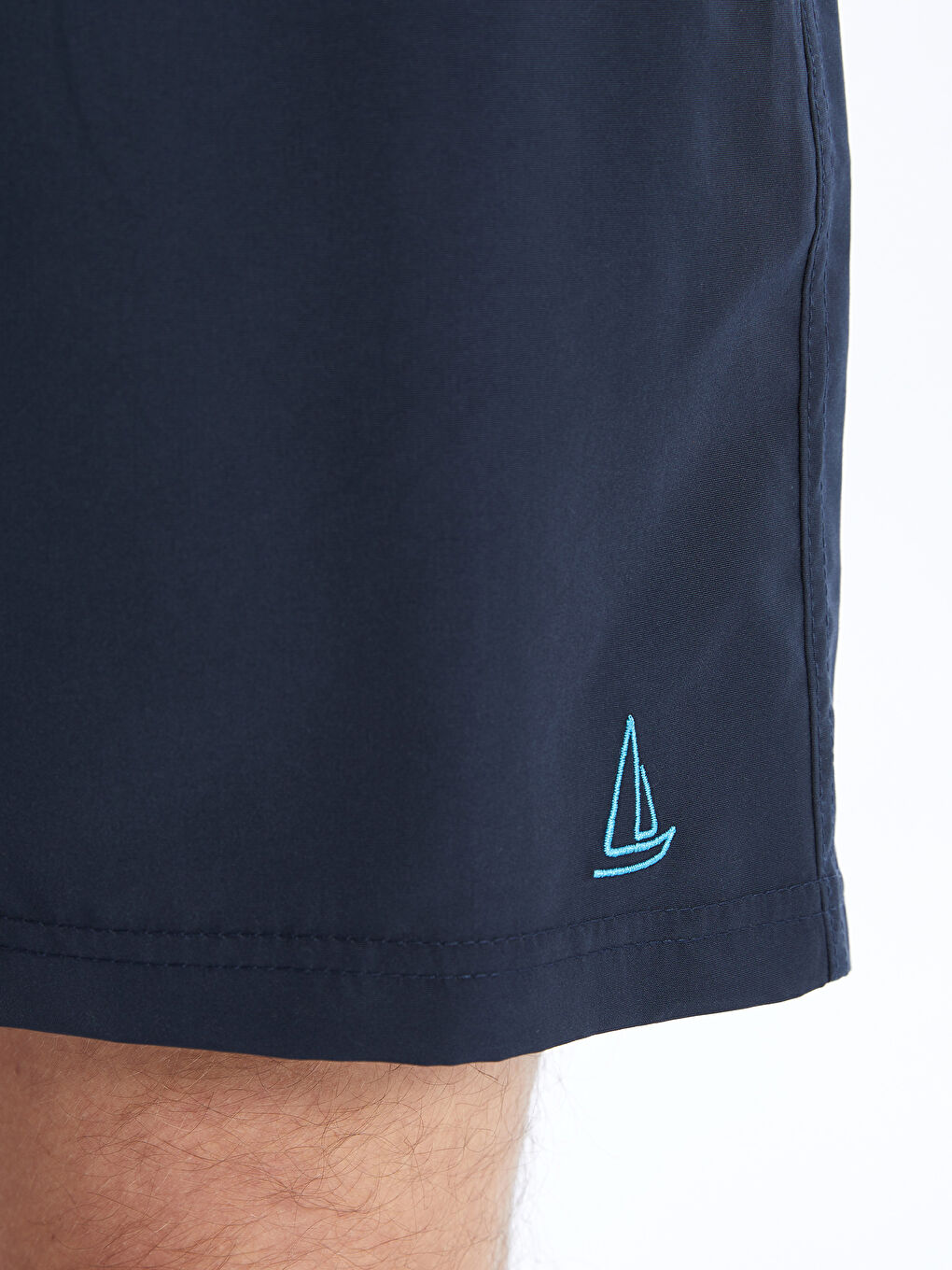 LCW SWIMWEAR Indigo Kısa Boy Baskılı Erkek Deniz Şortu - 2