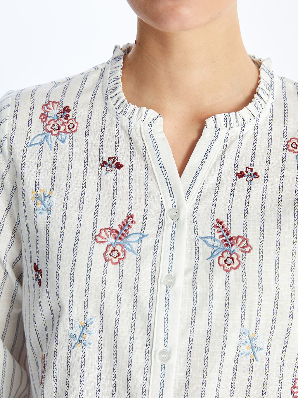 LCW Grace Kerbausschnitt Bestickte Popeline Bluse für Damen -S4BJ46Z8-LEN