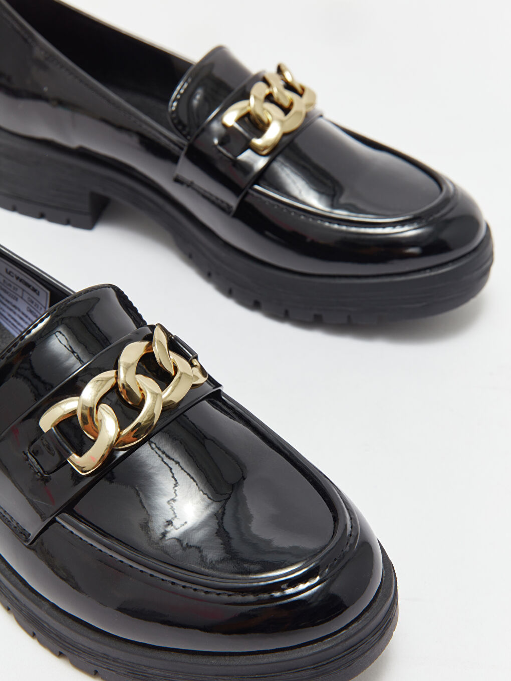 Pantofi Loafer pentru Femei cu Detalii Lanț-2