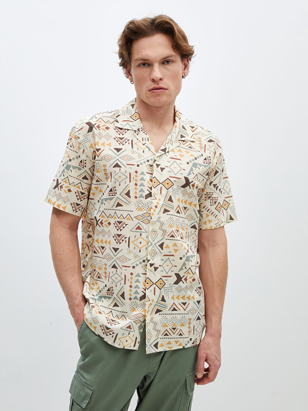 Karışık Regular Fit Kısa Kollu Desenli Erkek Gömlek-1