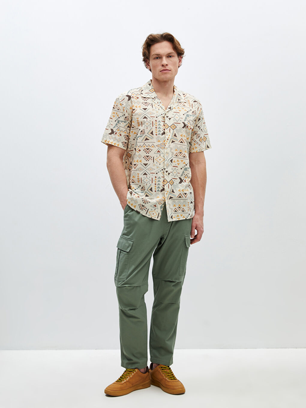 Karışık Regular Fit Kısa Kollu Desenli Erkek Gömlek-2