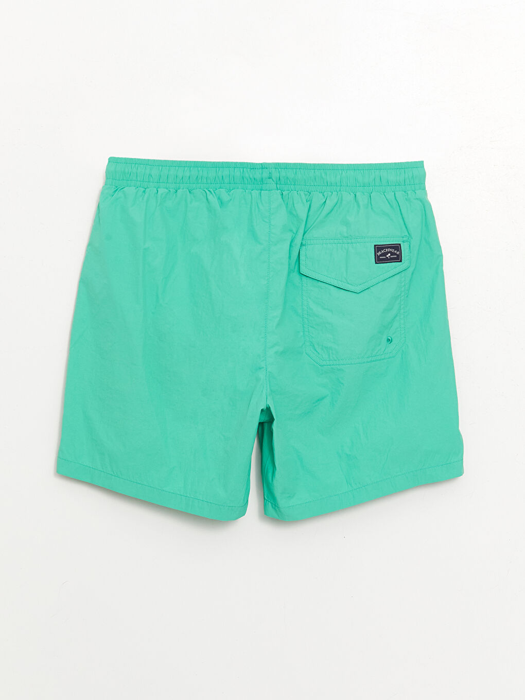 LCWAIKIKI Classic Kısa Boy Basic Erkek Deniz Şortu -S4BL84Z8-FMW