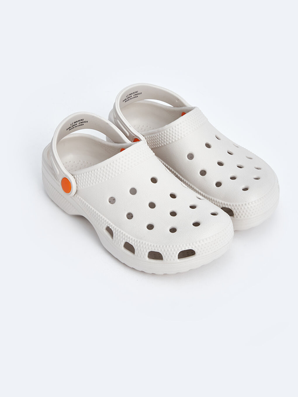 Perforated Boy's Beach Sandals. -S4BL99Z4-CR8