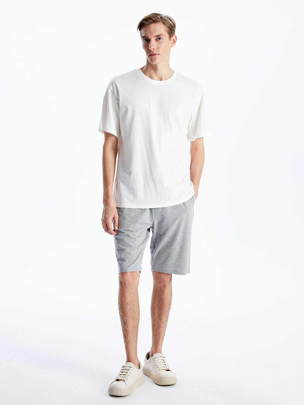 Standard Fit Men's Shorts -S4BO93Z8-DCR