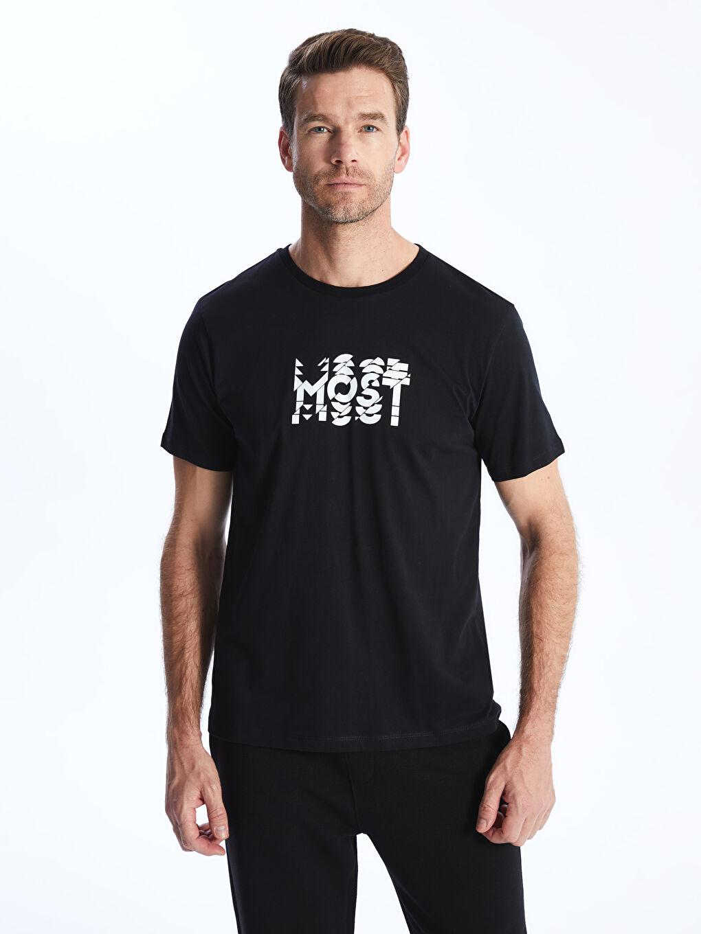 Siyah Bisiklet Yaka Kısa Kollu Baskılı Penye Erkek Tişört-1